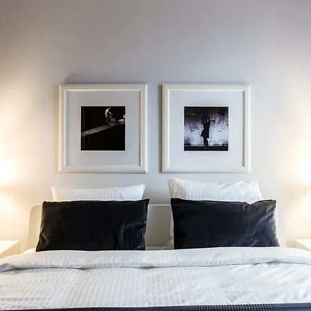 Modern 1bd In Old Town By Hostlovers Kaunas