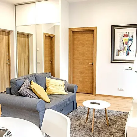 Modern 1bd In Old Town By Hostlovers * كاوناس