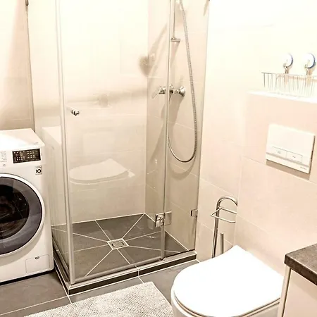Modern 1bd In Old Town By Hostlovers * كاوناس