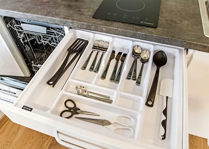 Modern 1bd In Old Town By Hostlovers * Kaunas