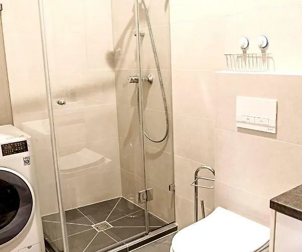 Modern 1bd In Old Town By Hostlovers *